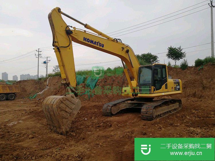 小松 PC240LC-8 挖掘機