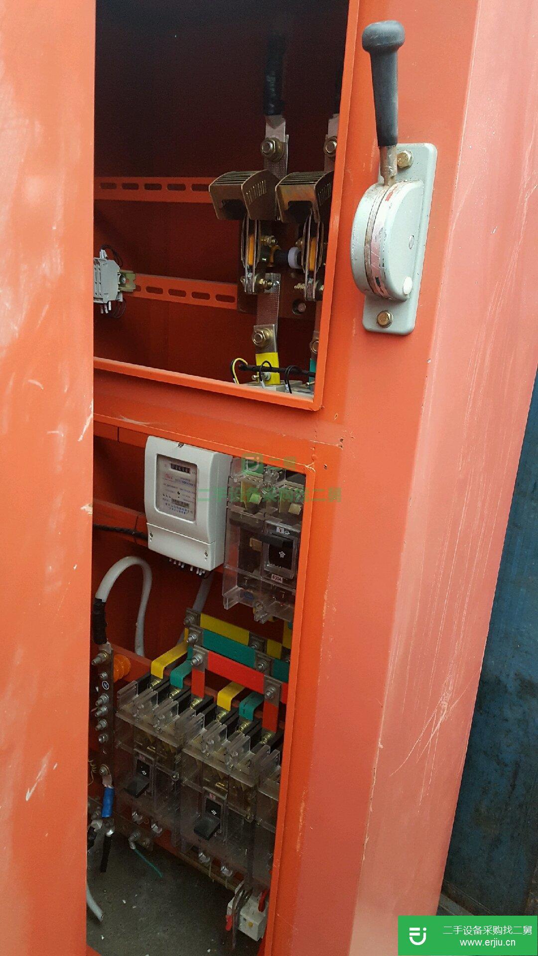 大型配電箱