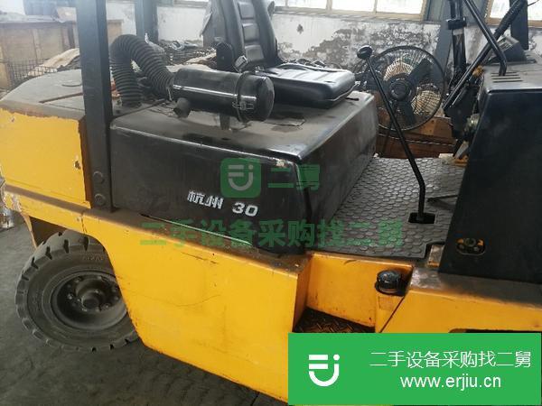 轉(zhuǎn)讓8成新3噸杭州叉車