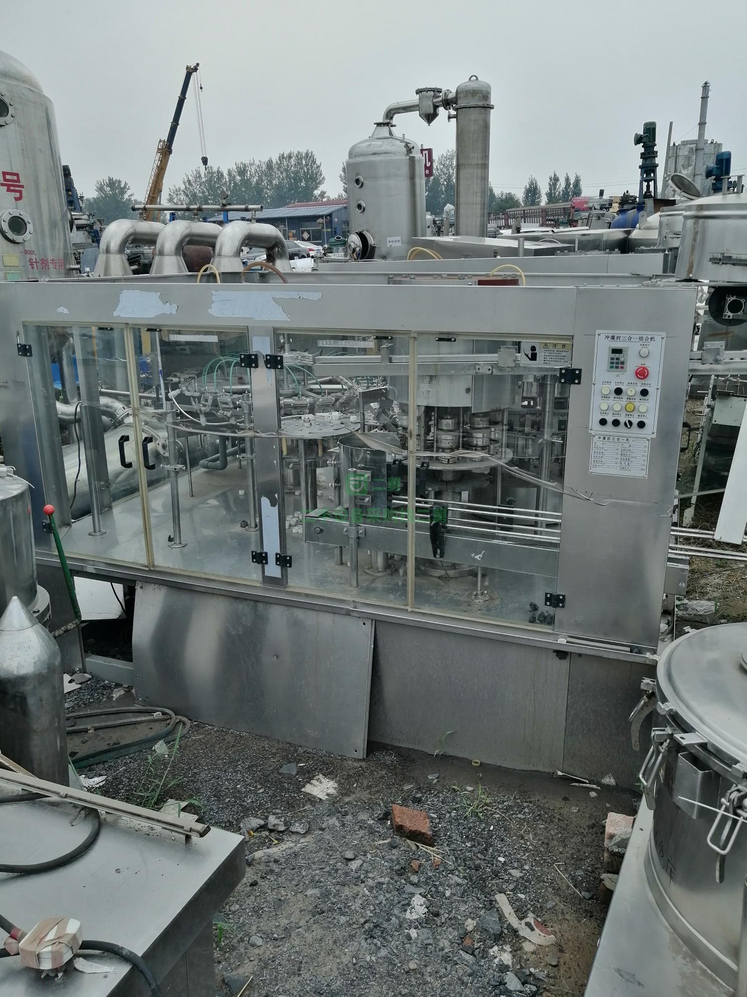 二手沖灌封三合一機二手灌裝機