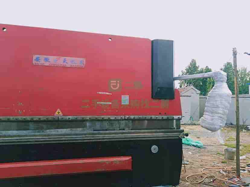 100 ×4100數控電液折彎機