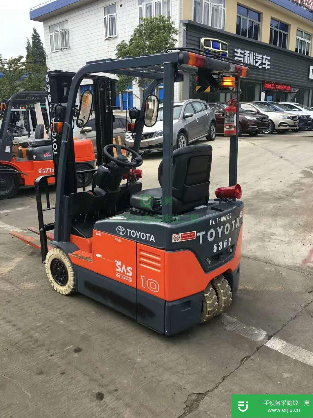 轉讓二手電動叉車，倉儲專用1噸豐田三支點電瓶叉車