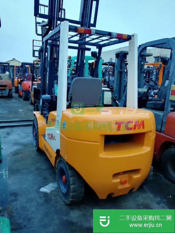 浙江舟山轉(zhuǎn)讓二手3到10噸極品叉車