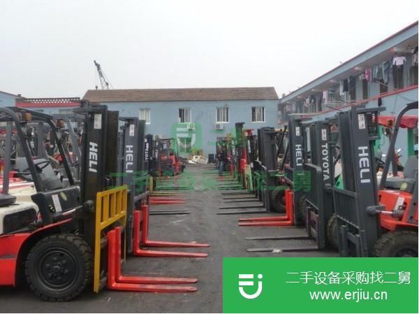 上海市轄區轉讓九成新的二手7噸叉車