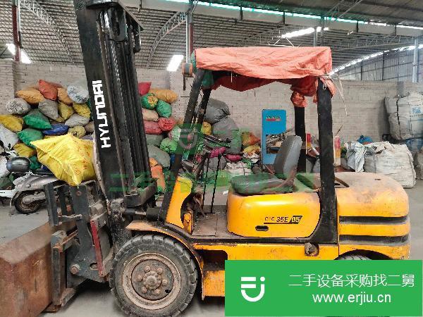 轉(zhuǎn)讓12年的二手4米叉車