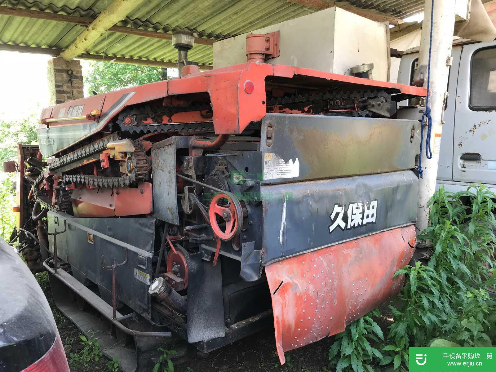 誠心出售久保田收割機收割機型號：久保田488
