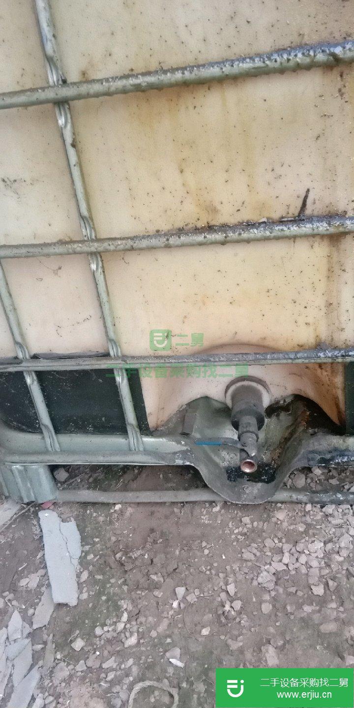 出售1000L儲水儲油罐