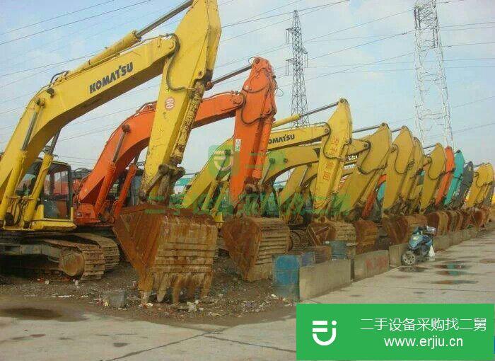 低價轉讓二手斗山220挖掘機二手小松挖掘機，免費送貨