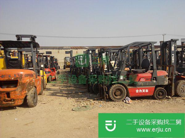 轉(zhuǎn)讓二手5噸合力杭叉叉車