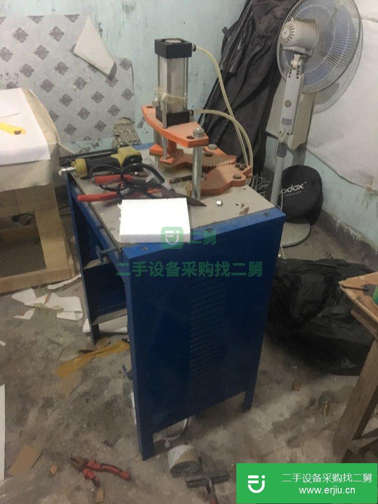 相框劇角機，釘角機，框條