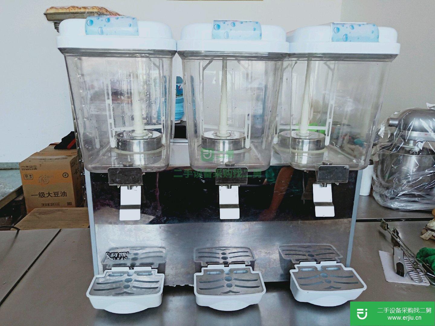 三桶冷飲機低價出售