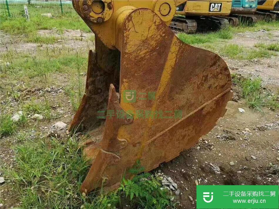 卡特320二手挖掘機，手續齊全