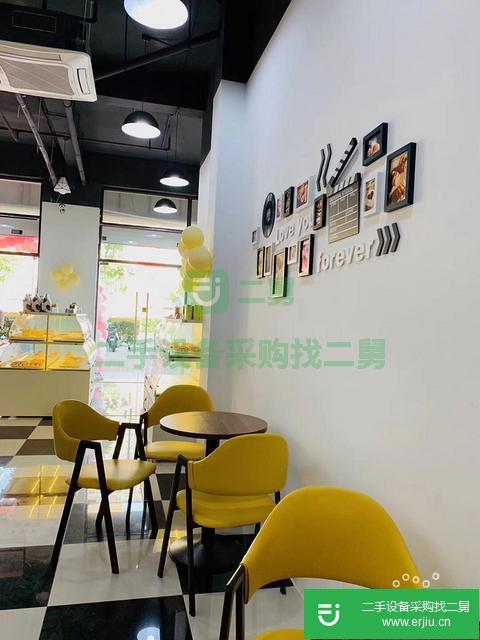 面包店設備轉讓烤箱，醒發箱等全套面包店設備、柜子等轉讓???