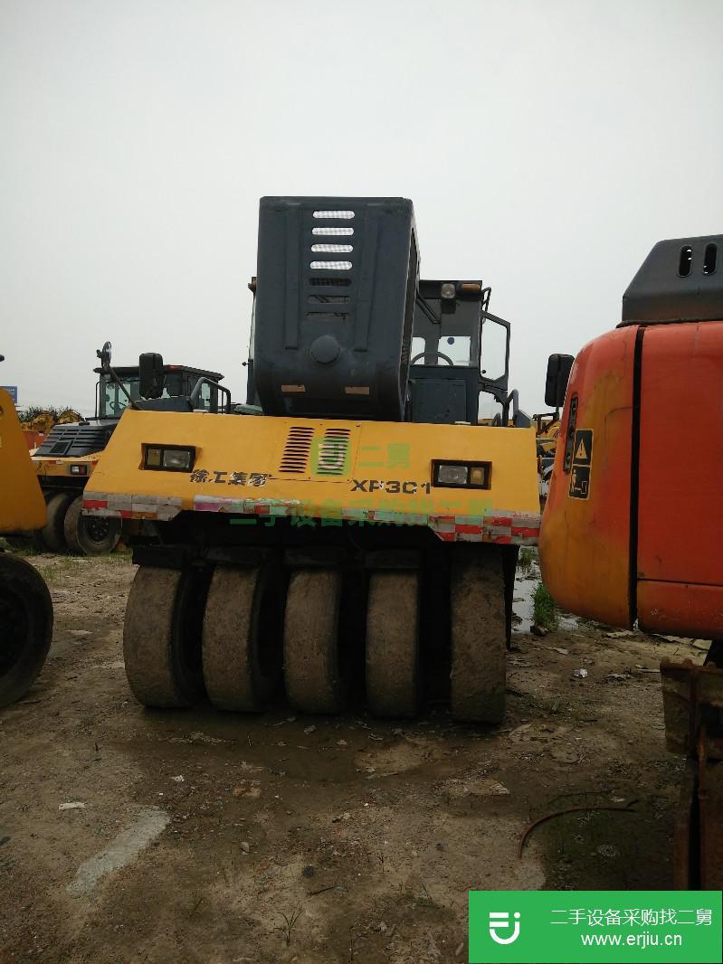 九成新徐工20t/30t二手膠輪壓路機