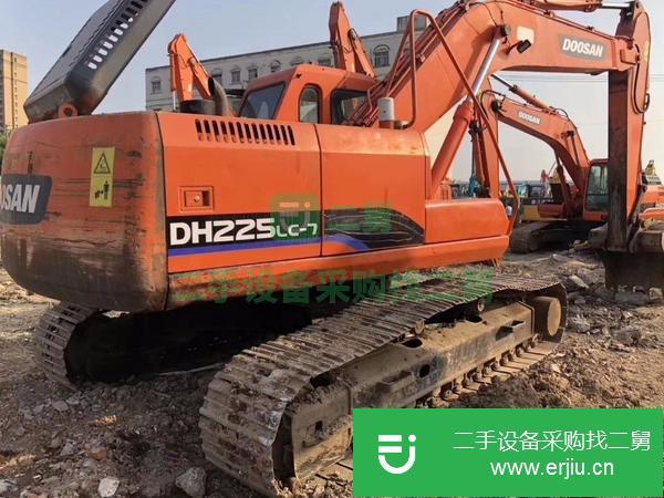 轉讓二手挖掘機斗山225