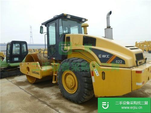 26t二手振動(dòng)壓路機(jī)轉(zhuǎn)讓