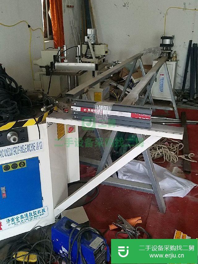一整套斷橋門窗制作設備