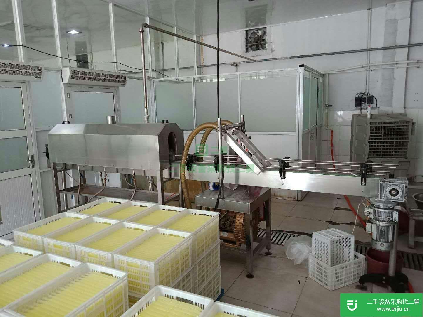 直線灌裝旋蓋縮機(jī)風(fēng)干一體機(jī)