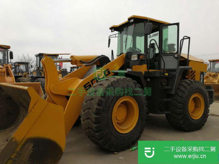 轉(zhuǎn)讓:八九成新二手50裝載機舊5噸鏟車