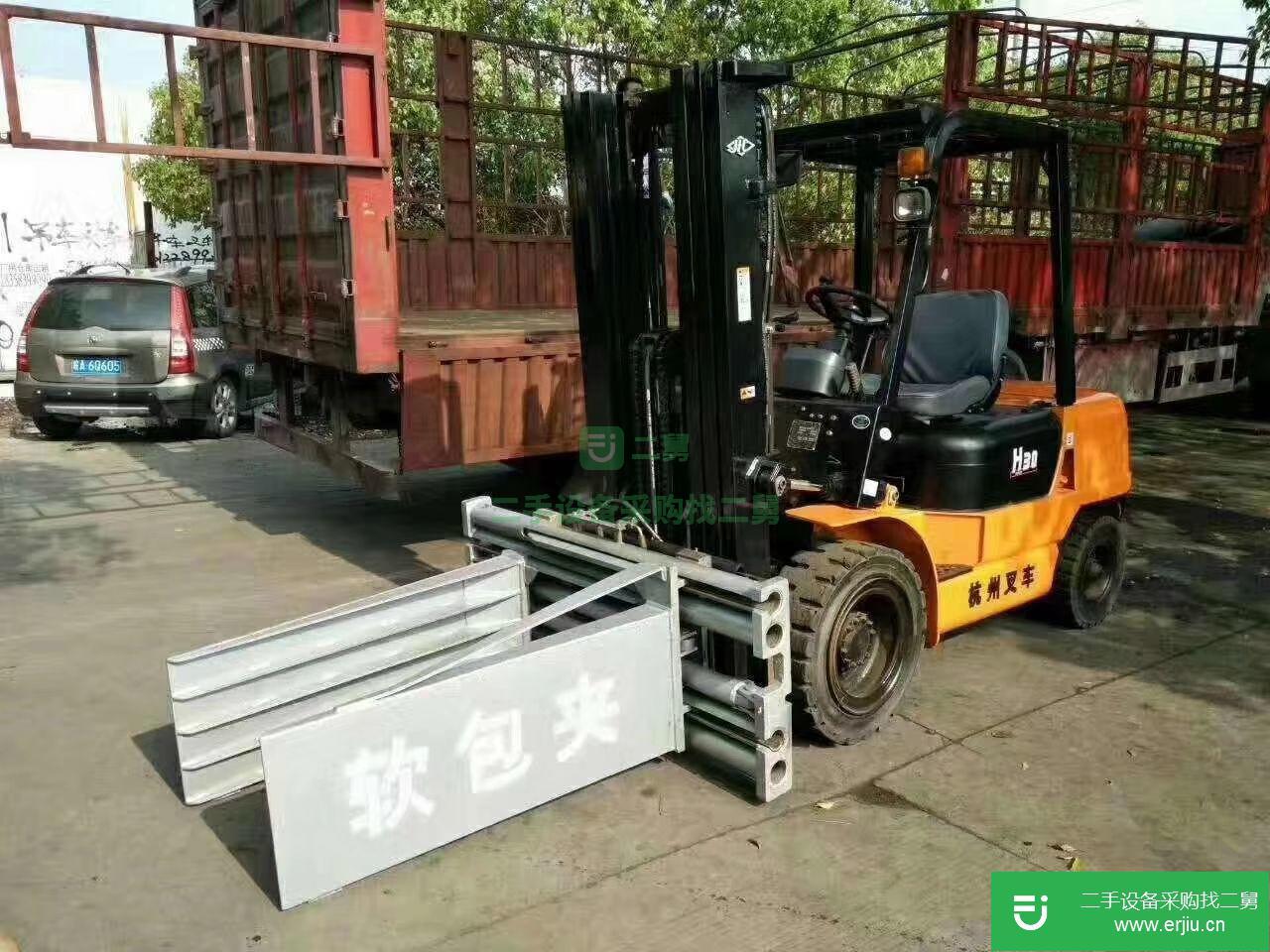二手叉車國產(chǎn)二手品牌叉車安裝全新夾包機