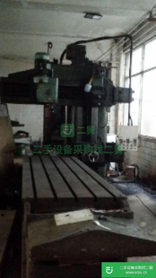 轉讓正在使用中的工作臺1米X3米的單臂銑床，精度好，加工長度可到5米