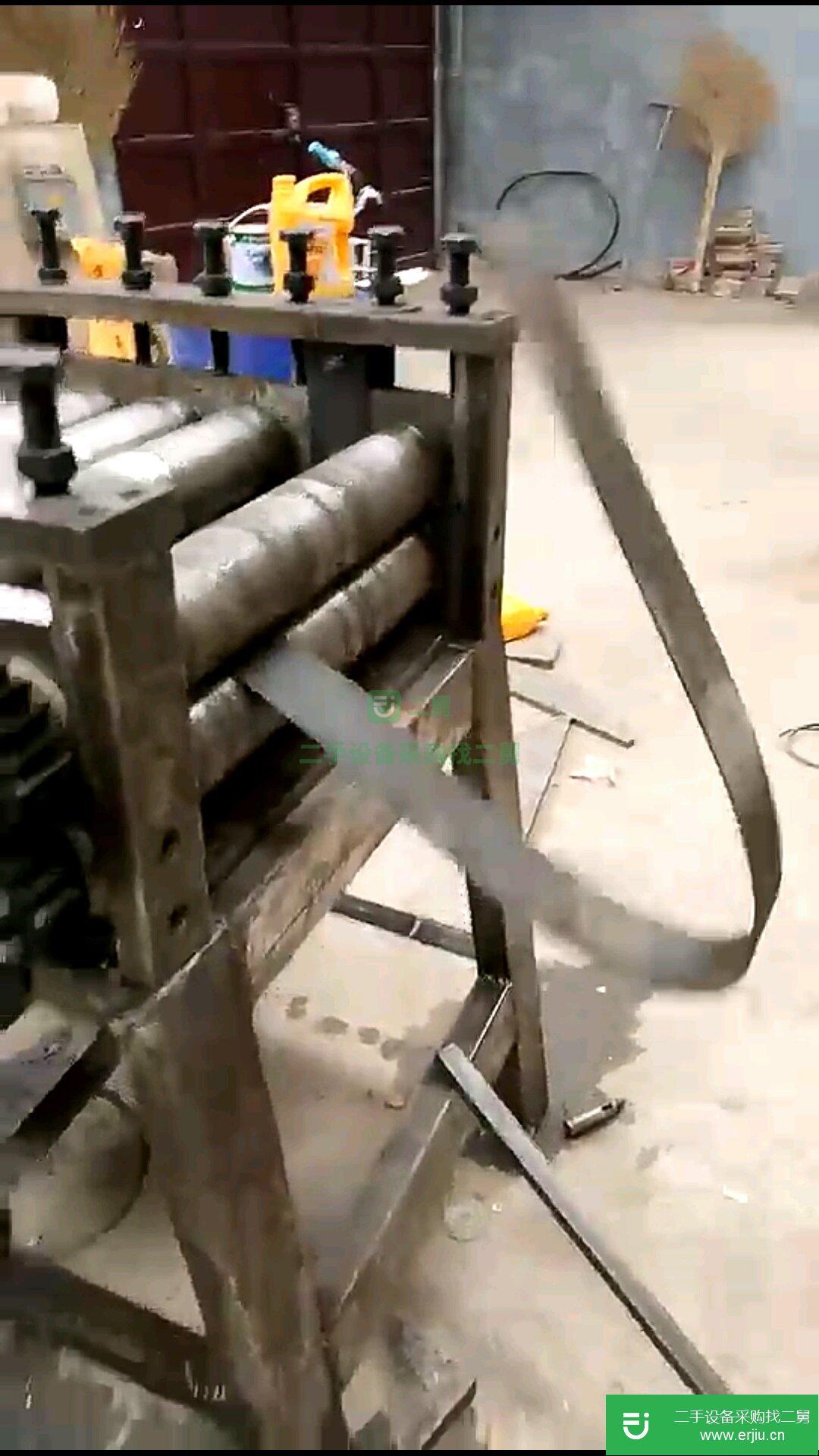 新型卷帶鋼板開平機