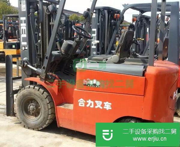 轉(zhuǎn)讓二手叉車10噸燃油