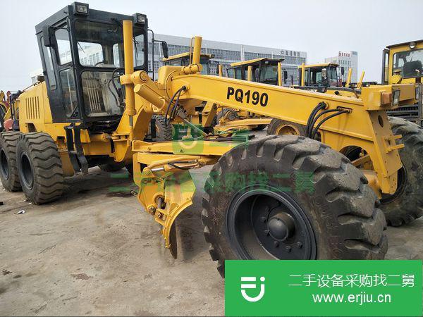 出售新款二手平地機,現(xiàn)貨300臺,質(zhì)量保證,價格優(yōu)惠