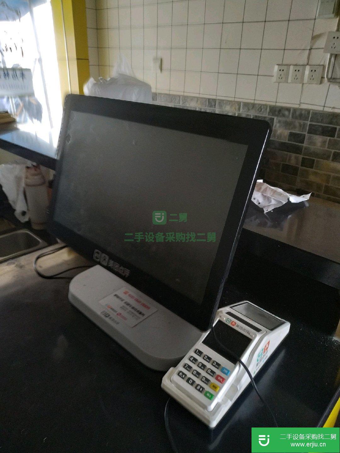 低價出售廚房設備都是8成新