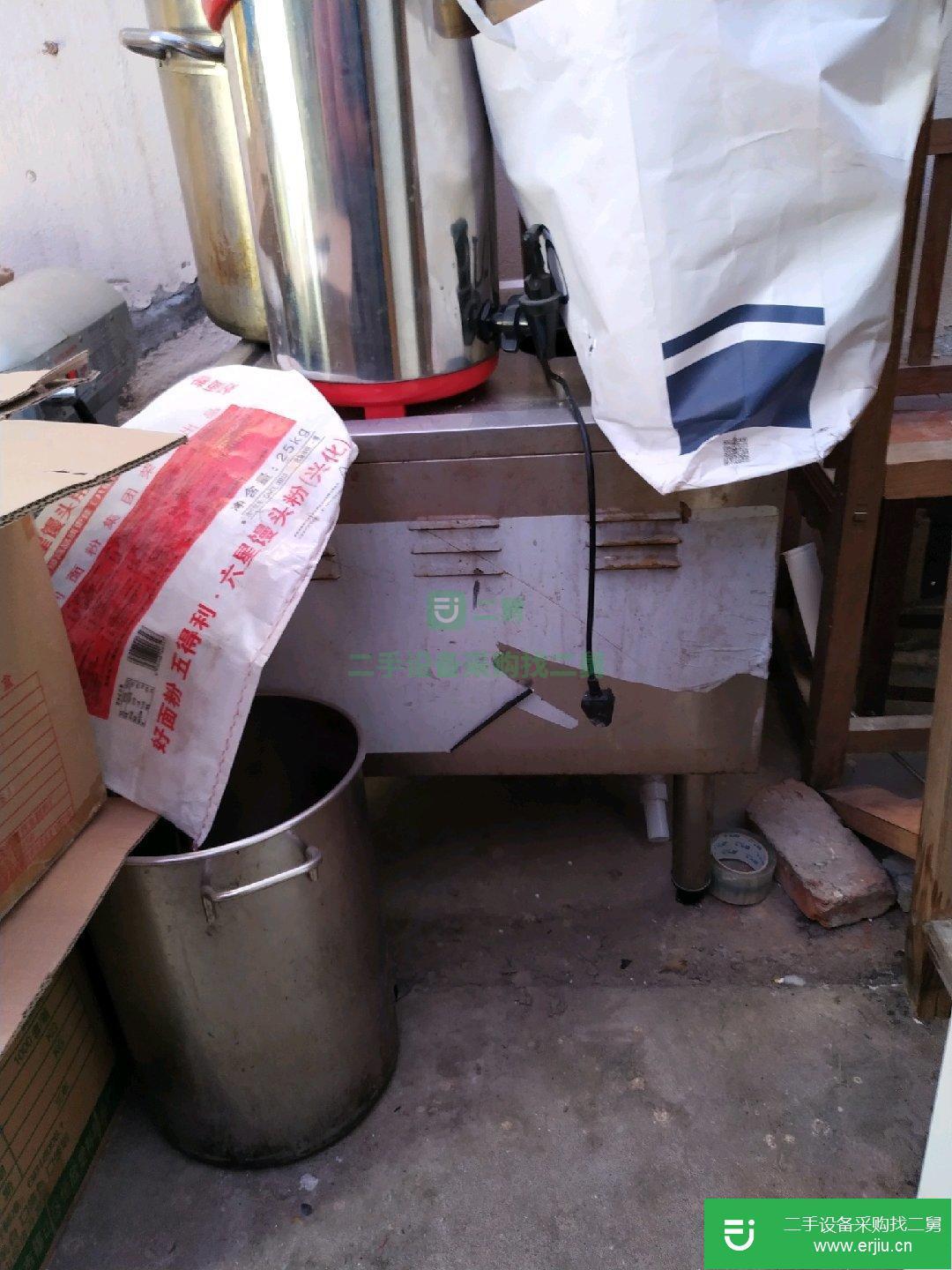 低價出售廚房設備都是8成新