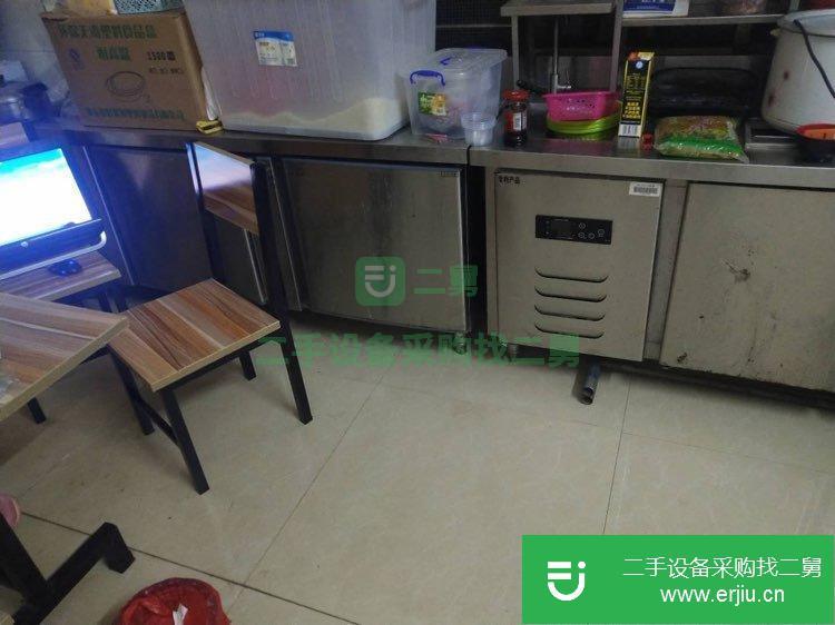 奶茶制作機(jī)器便宜甩賣