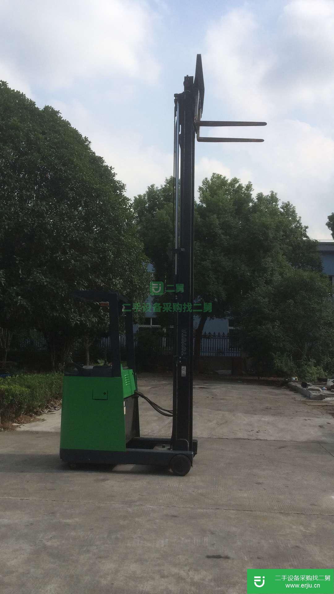 進口豐田前移式電動叉車，三節門架舉高5米倉庫堆高專用設備