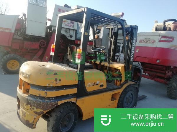 轉(zhuǎn)讓八成新的2011年的現(xiàn)代三噸叉車河北衡水的