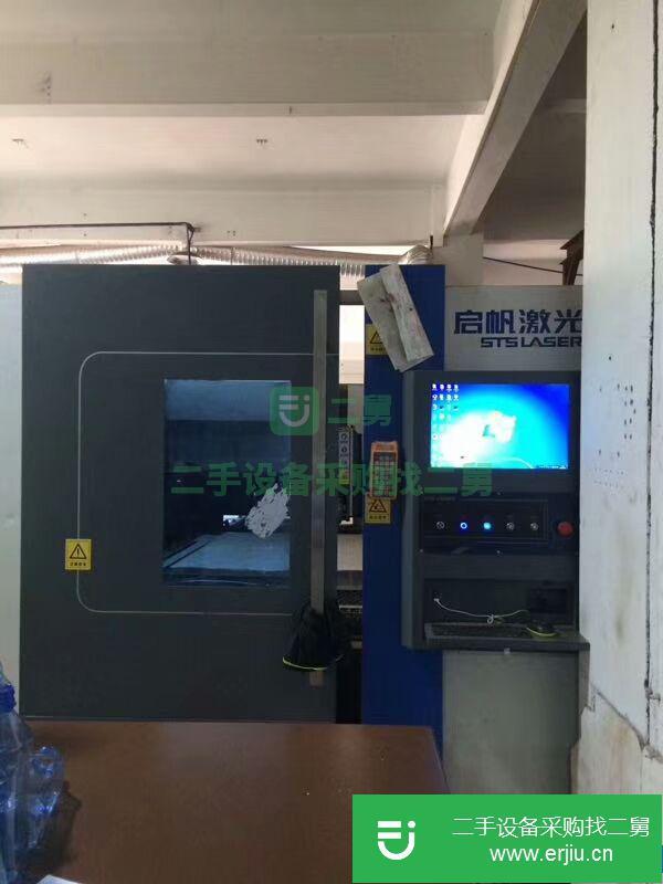 轉(zhuǎn)讓:啟帆3015光纖激光切割機3015交換帶包圍臺面