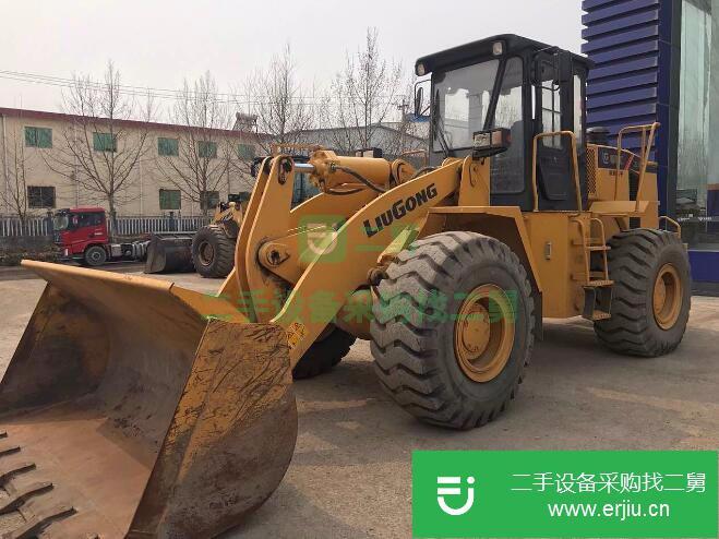 上海市轄區(qū)出售二手九成新的柳工 ZL50CN 裝載機
