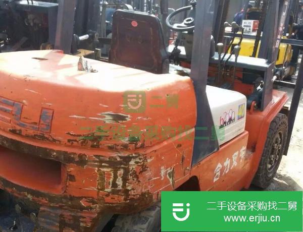 轉(zhuǎn)讓二手叉車9成新