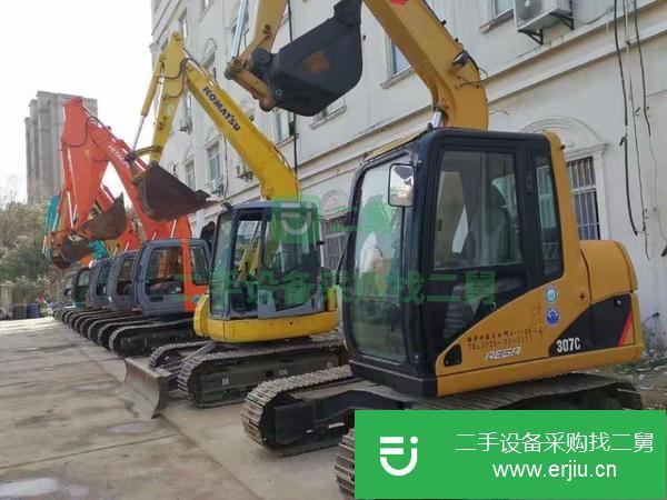 小斗山60小型挖土機
