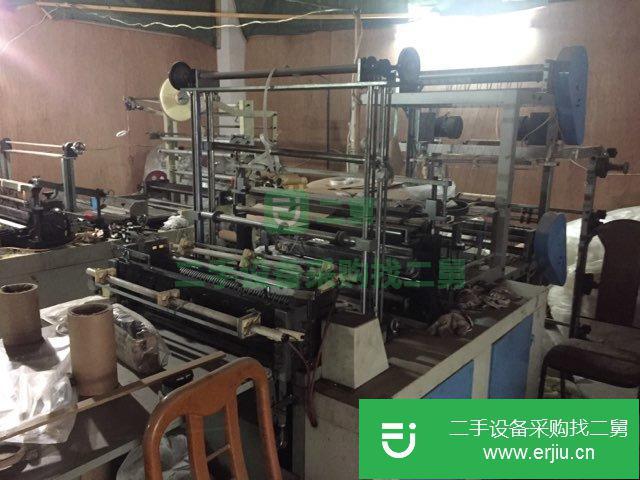 正在生產中的制袋機及其他全廠低價轉一上