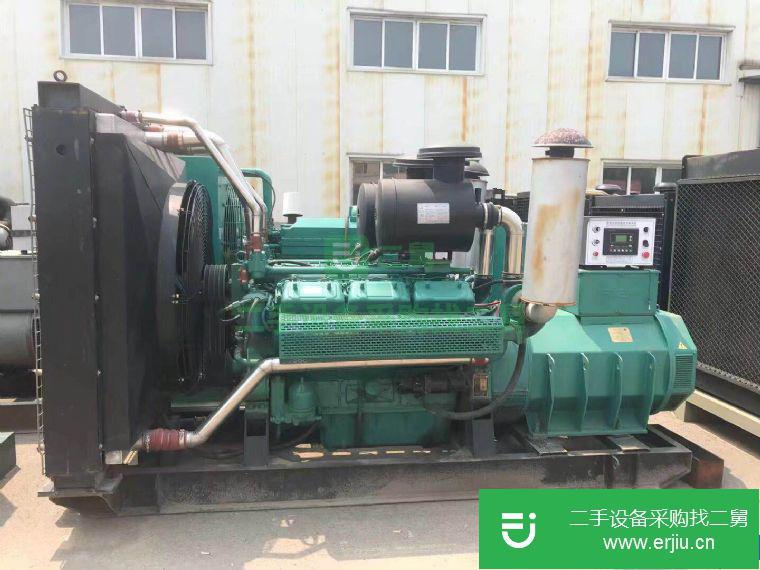 便宜轉讓九成新二手康明斯發電機一臺
