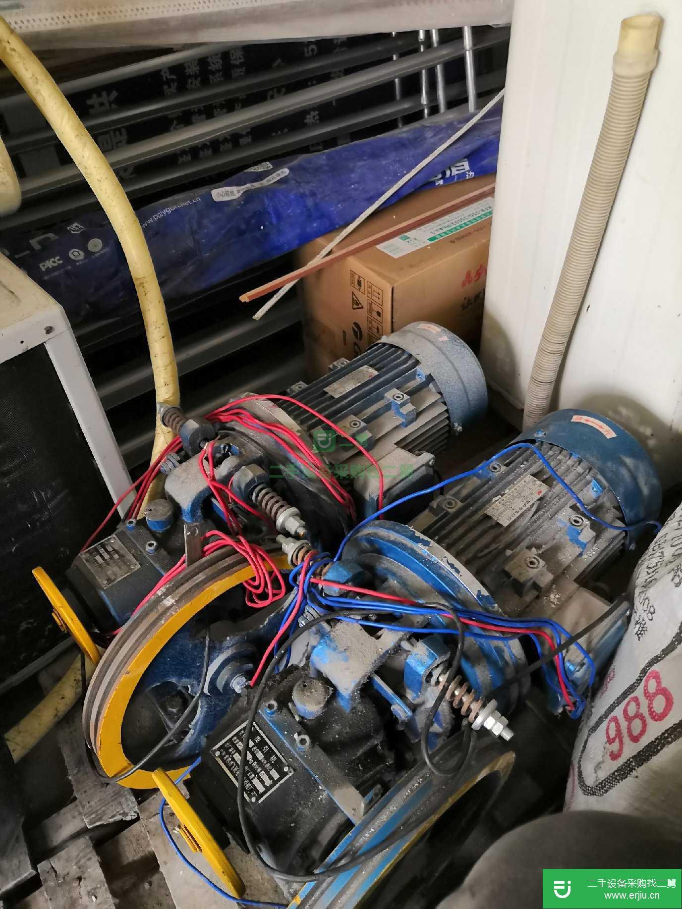 轉讓電梯全套設備電機，控制柜，軌道