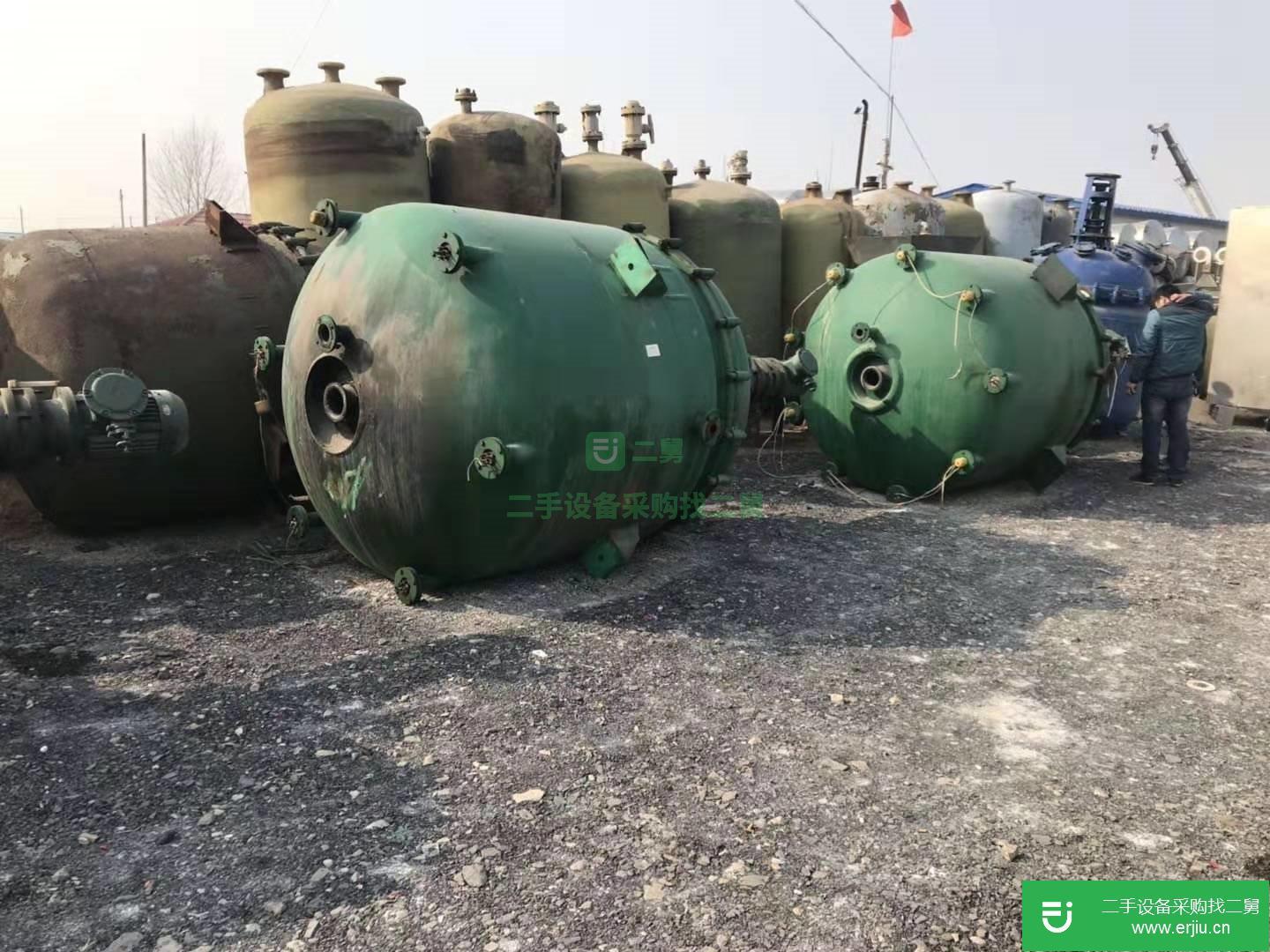 出售二手3000L電加熱搪瓷反應釜