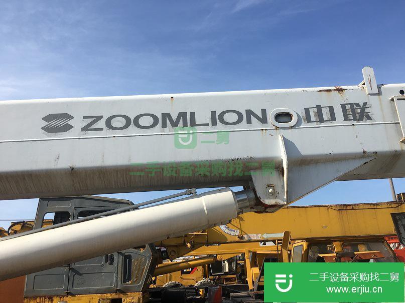 中聯(lián)ZOOMLION 25噸吊車