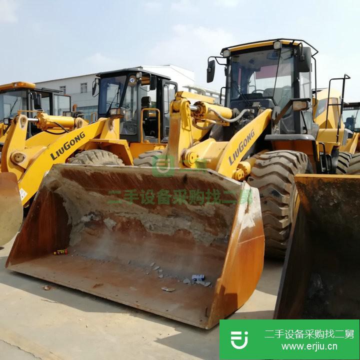 二手50裝載機(jī)個(gè)人轉(zhuǎn)讓出售產(chǎn)品價(jià)格