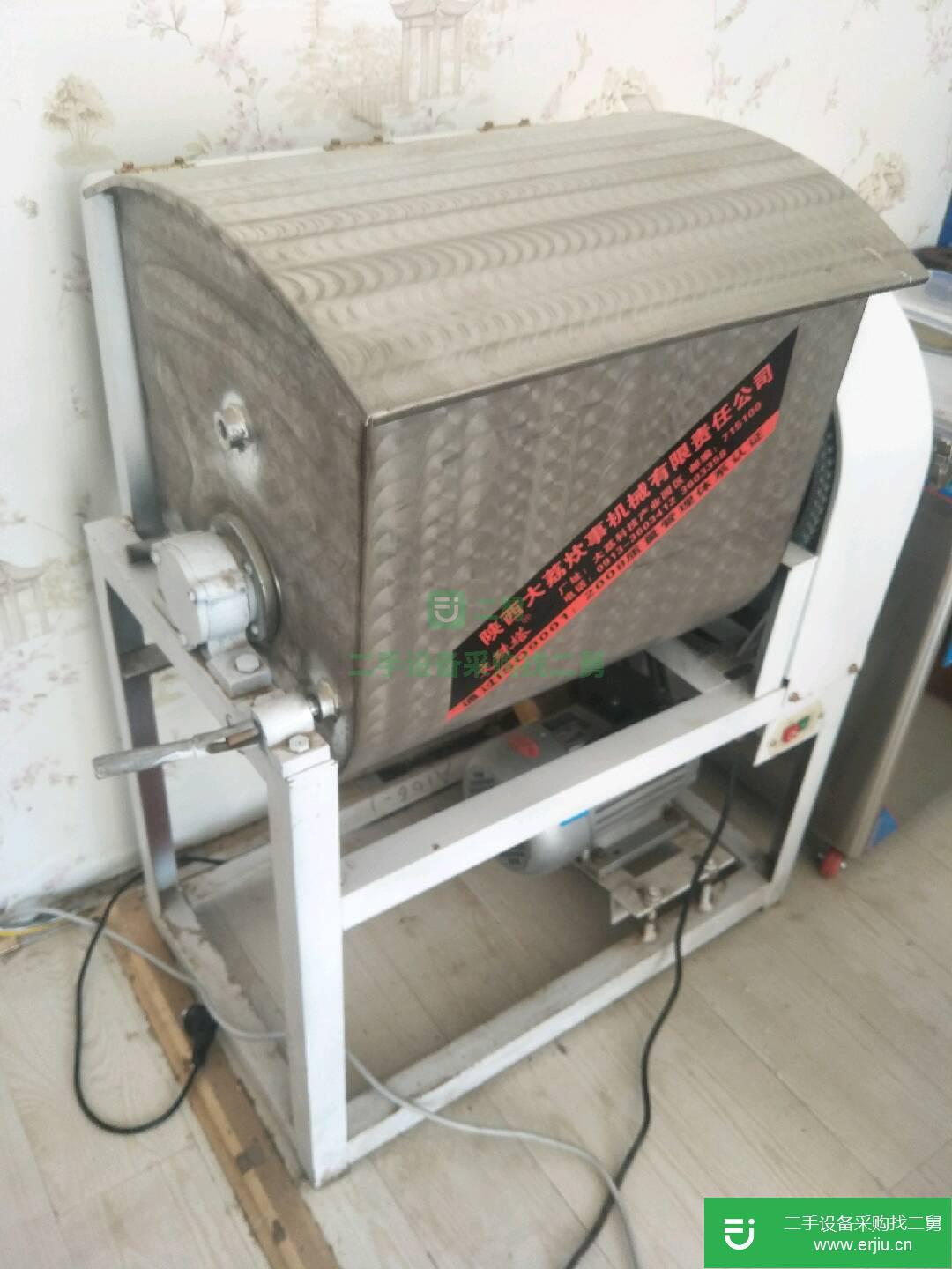 出售二手九成新的50斤商用和面機