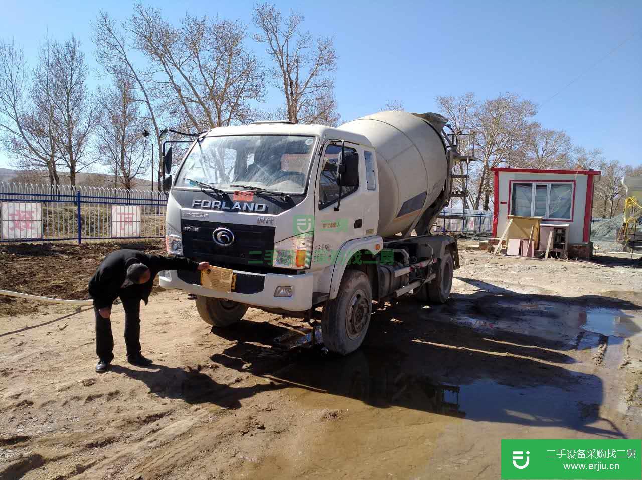 售攪拌車，地磅，鋼模板，龍門吊，碗扣件， 攪拌站。