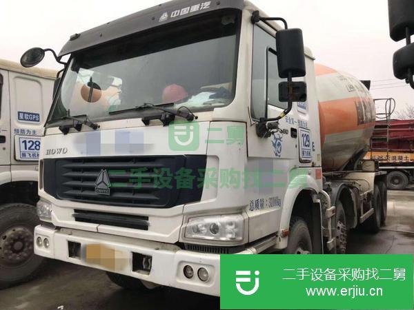 出售來賓2014年5月份國四大16方二手攪拌車,豪沃底盤中聯上裝