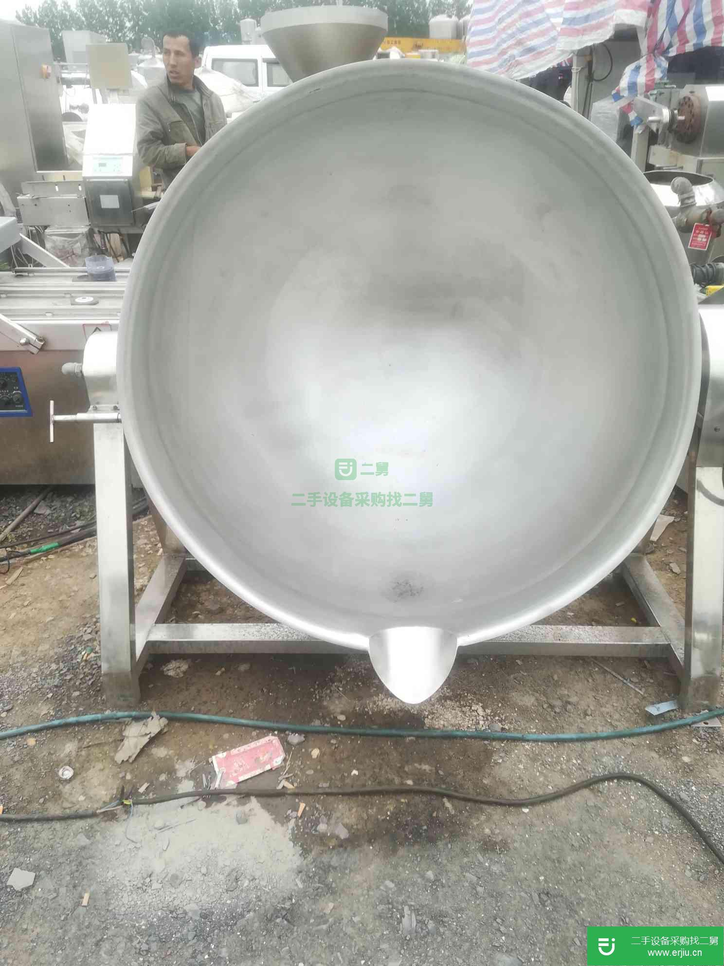山東出售二手九成新的不銹鋼夾層鍋