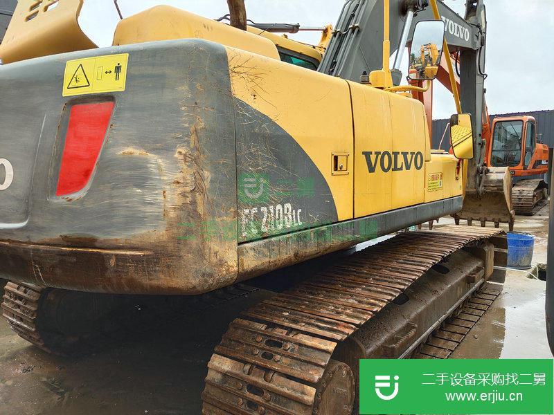 沃爾沃 EC210B 挖掘機(jī) (原版沃爾沃210包送)