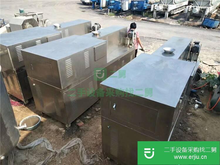 江蘇揚州出售二手九成新的食品雙螺桿膨化機