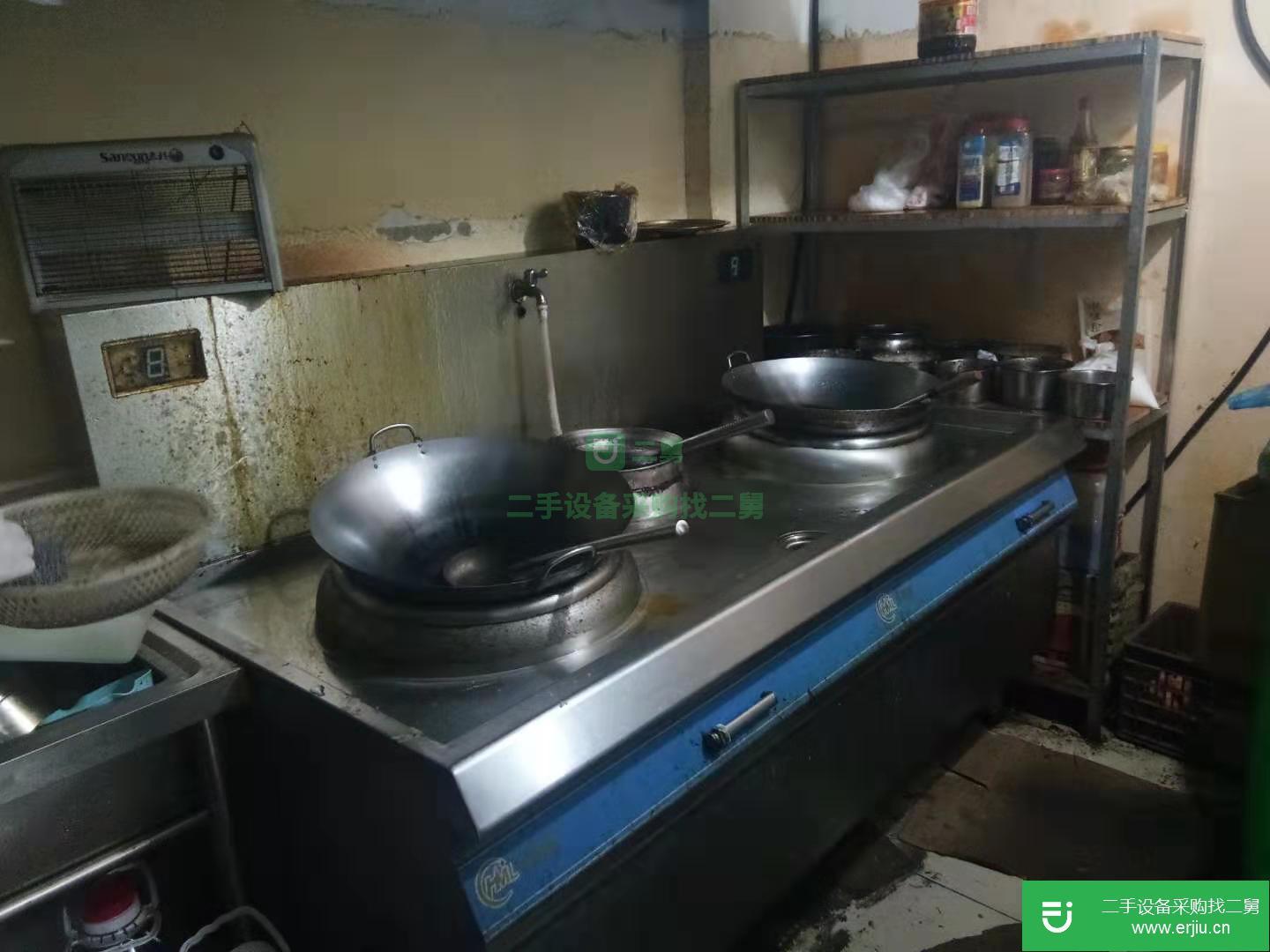 江蘇徐州出售二手九成新的商用電磁爐雙灶頭